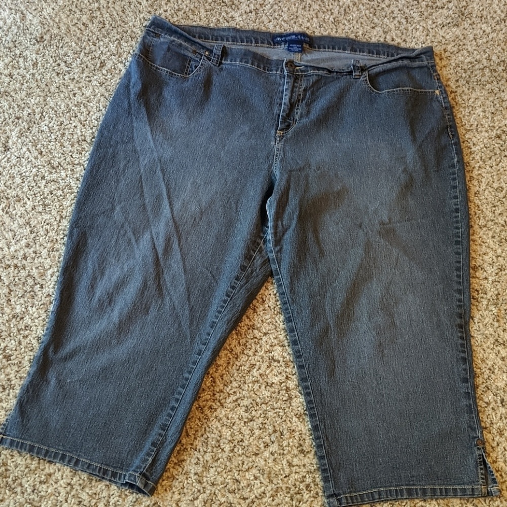 Avenue Jeans Denim Capris